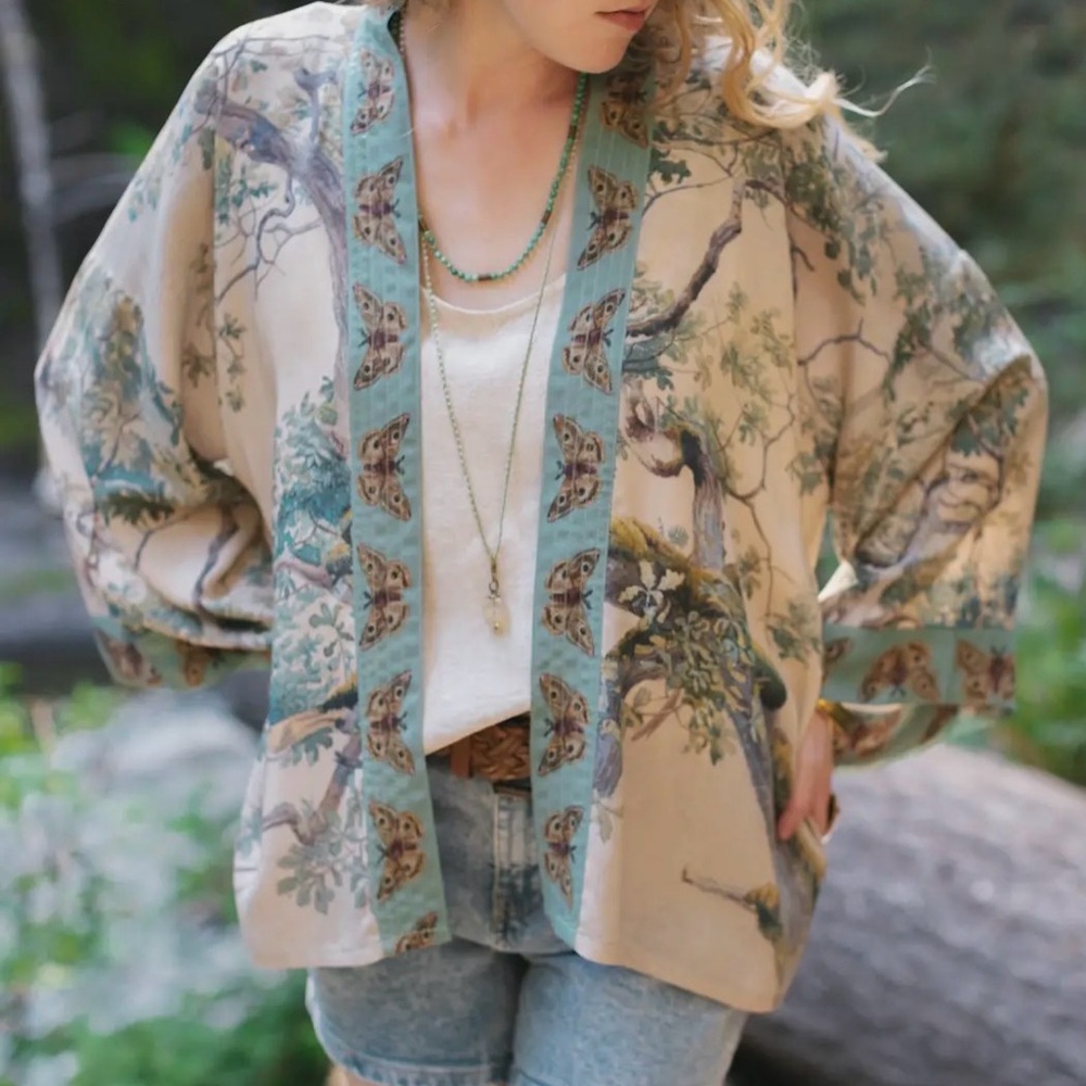 Market of Stars-Earth & Sky Light Beige & Teal Botanical Kimono Jacket